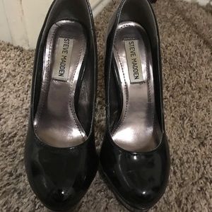 Steve Madden black heels. Size 5